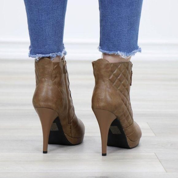 Khaki Platform High Heel Boots Light Fur inside - Picture 8 of 12